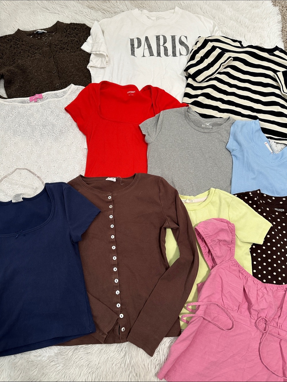 🎾 Bundle of 12 Woman’s Tops
